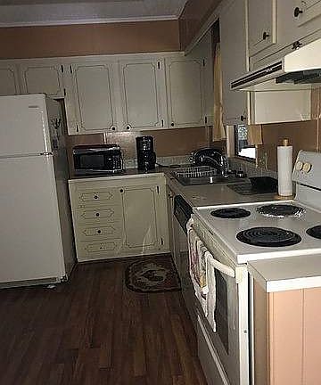 5th image of 8775 20th St Lot 411