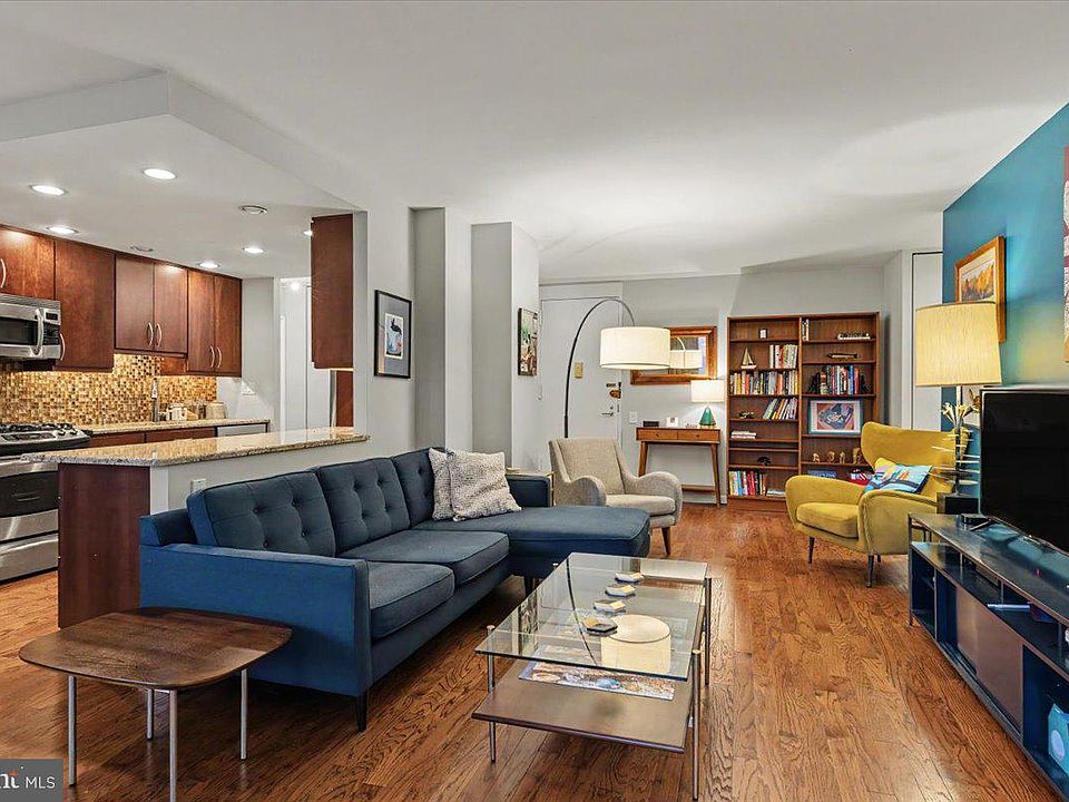 1st image of 1326 Spruce St APT 1101