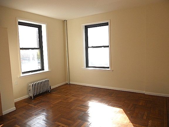 4th image of 55 Brooklyn Ave