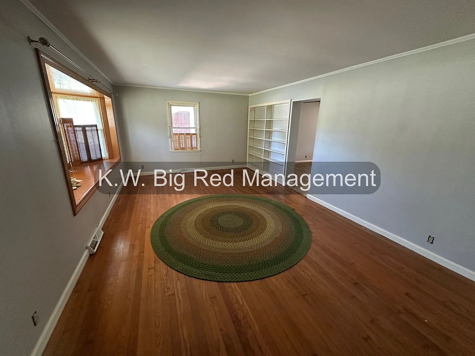 3 bed, 1.5 bath, 1313 sqft, $2,000 — Photo 2
