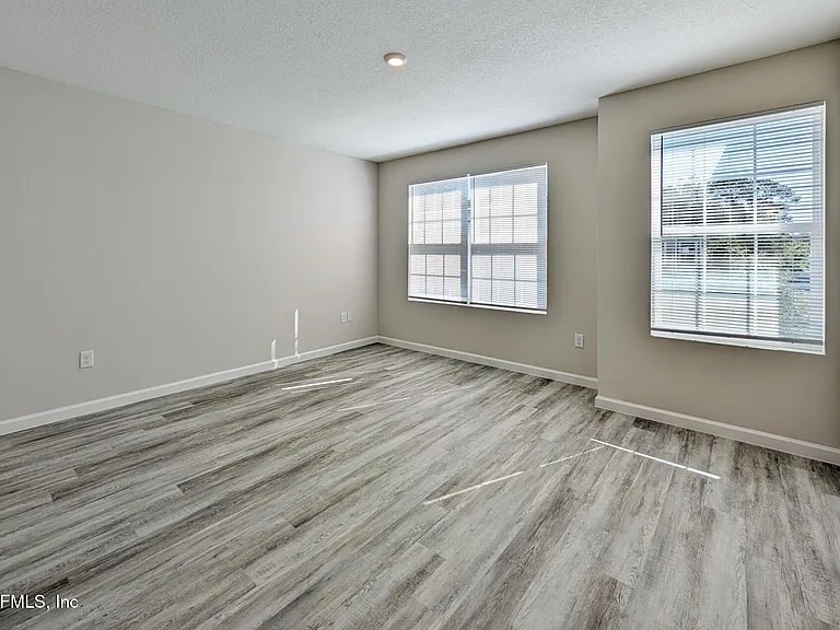 9808 Morgans Marsh Ct — Photo 3