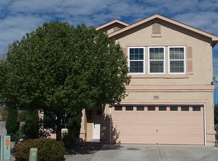 700 Ocate Meadows Dr NE, Rio Rancho, NM 87144