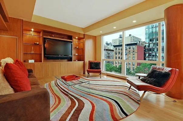 Sold by Corcoran | media 22