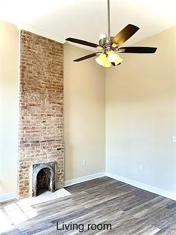 2 bed, 1.0 bath, 800 sqft, $1,300 — Photo 2