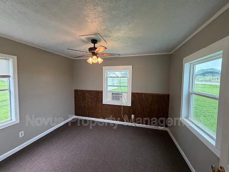 2227 W Highway 5 — Photo 10