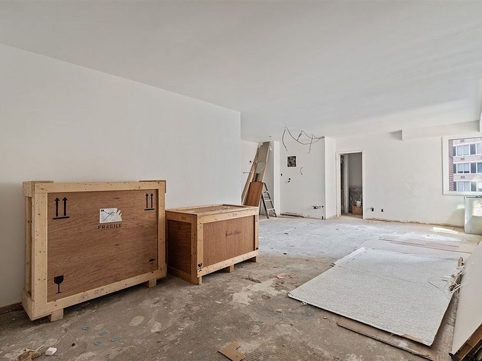 1st image of 400 E 54th St APT 11H