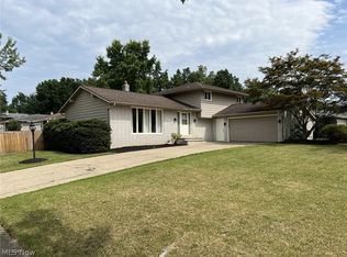 947 Pepperwood Dr, Brunswick, OH 44212