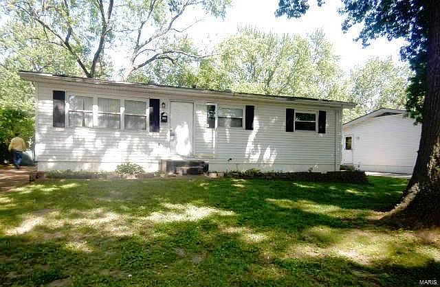 1st image of 286 Elmdale Dr