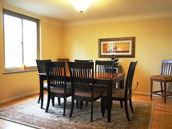 5th image of 19425 Van Aken Blvd APT 406