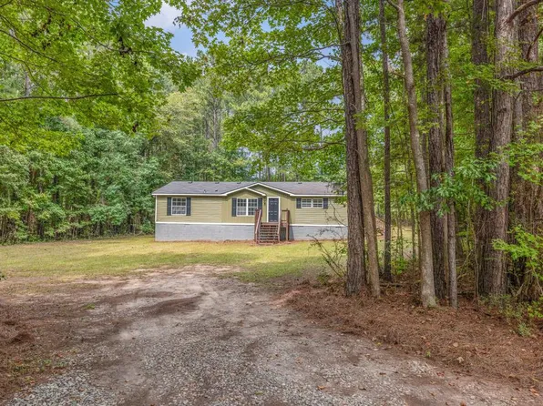 17 Cottonwood Dr, Waverly Hall, GA 31831