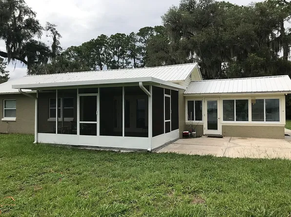 209 Moritani Point Rd E, East Palatka, FL 32131