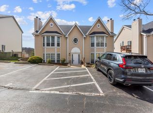 1500 Whispering Creek Dr APT D, Ballwin, MO