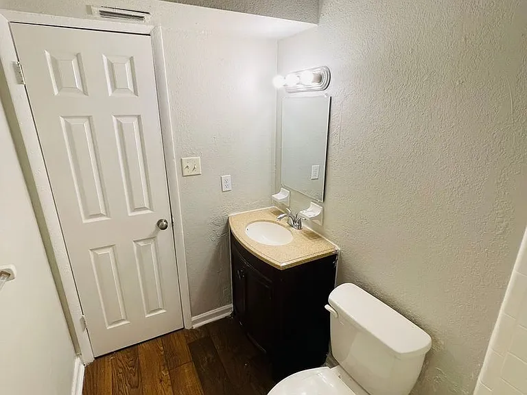 The Nook — Photo 8