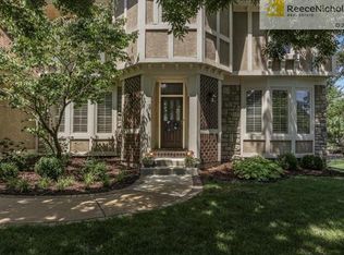 6802 W 132nd Ter, Overland Park, KS 66209