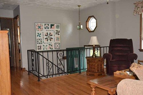 5th image of 151 Hutchinson Dr