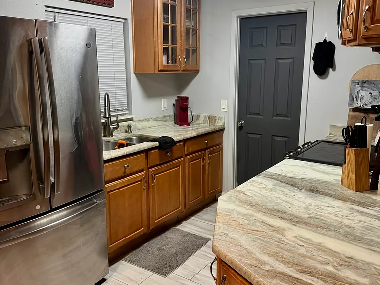 8403 W Grover Cleveland Blvd — Photo 2