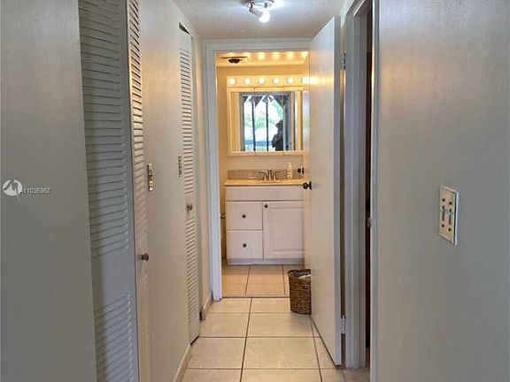 3rd image of 6937 Bay Dr APT 302
