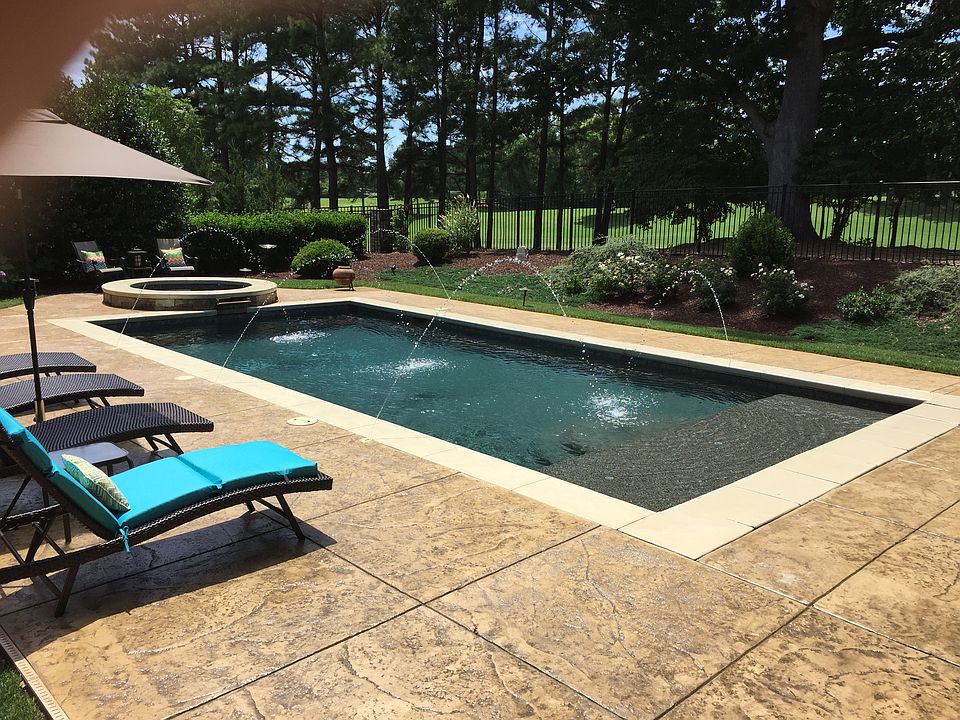 2nd image of 2532 Village Manor Way