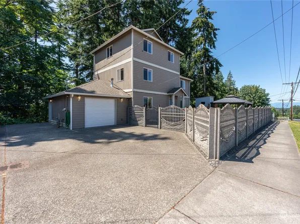4128 164th Street SW, Lynnwood, WA 98087