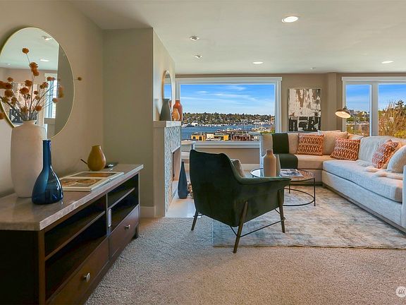 3rd image of 2301 Fairview Avenue E #409-A