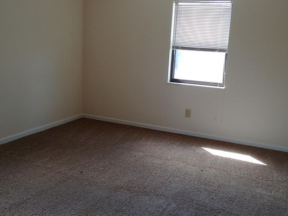 4th image of 1604 Dayton Ave APT 5