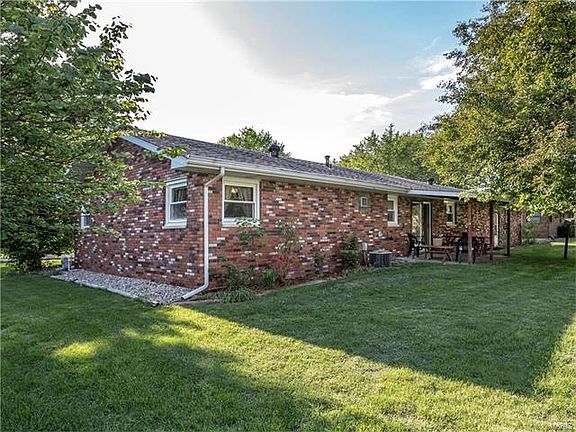 5th image of 11 Belair Ct