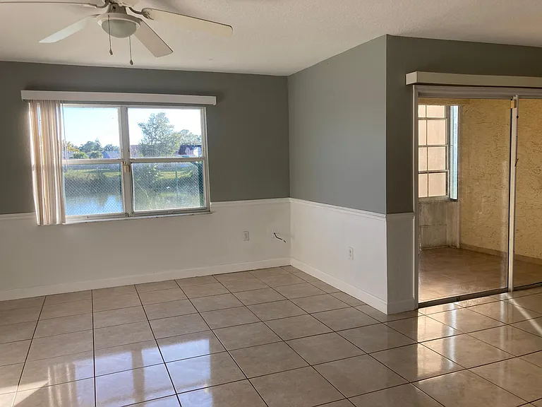 226 Dawn Ct — Photo 18