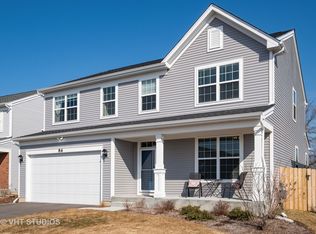 86 Gala Dr, Mundelein, IL 60060