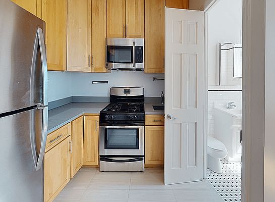 3rd image of 23-25 124th St #3C