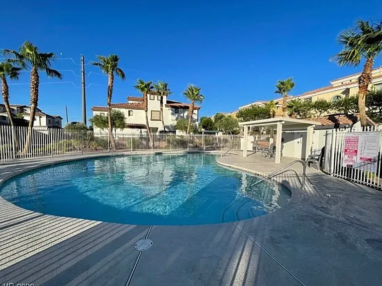 1092 Moonlit Oasis Ln #2 — Photo 31