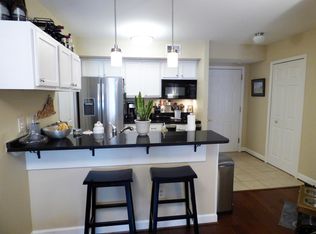 1029 N Stuart St APT 303, Arlington, VA 22201