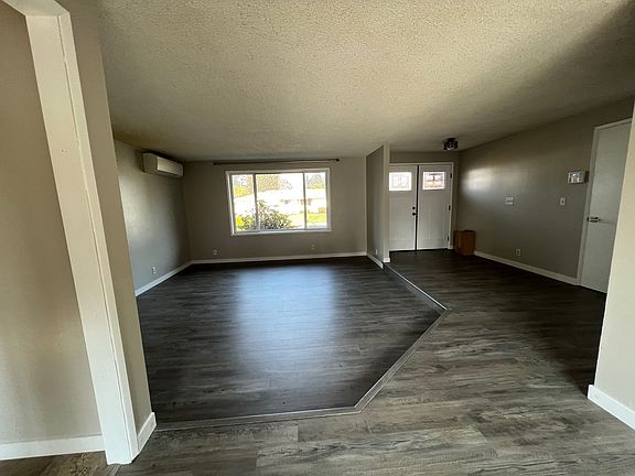 Living Room, Entryway