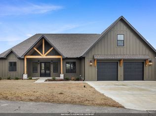 237 Ridgecrest Dr, Florence, AL 35634