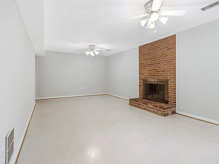 4329 Mount Vernon Memorial Hwy — Photo 53