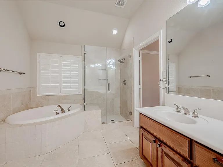 7206 Spring Meadow Ln — Photo 44