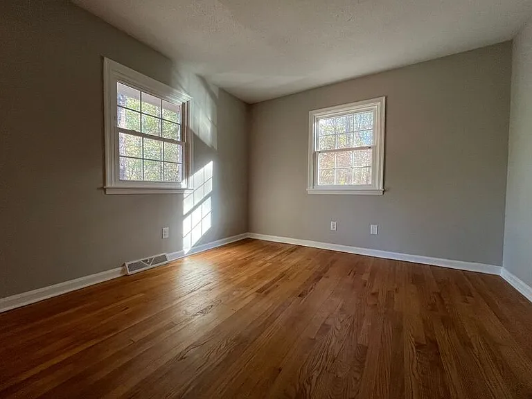13009 Creedmoor Rd — Photo 21