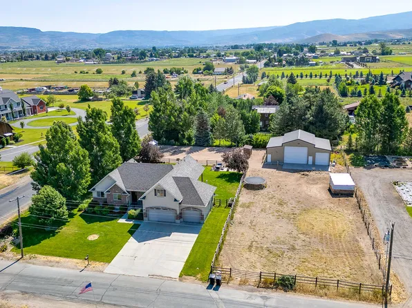 3035 S Big Hollow Rd, Daniel, UT 84032