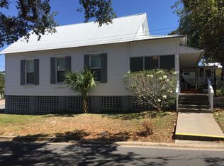 6030 East St, Cedar Key, FL 32625