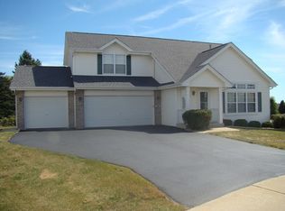 3917 Duesenberg Dr, Rockford, IL 61101