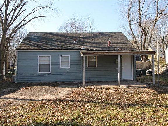 3rd image of 7941 Park Ave