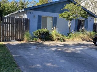 911 N Rockingham Ave #911, Tavares, FL 32778