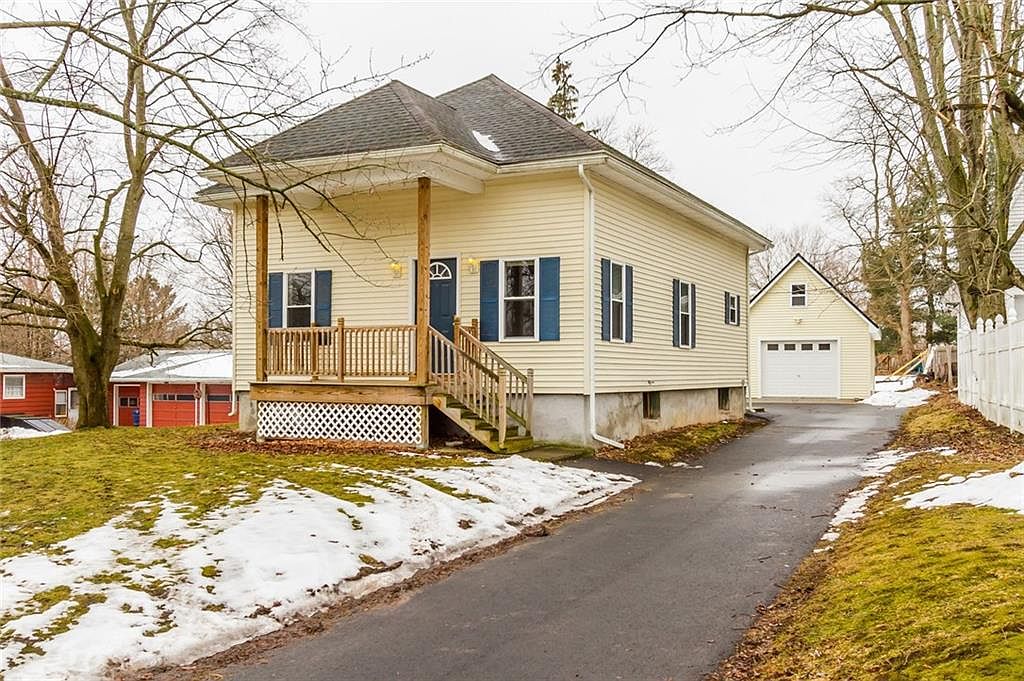 217 Fayette St Palmyra Ny 14522 Zillow
