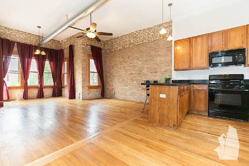 1st image of 1631 W Pratt Blvd APT 3E