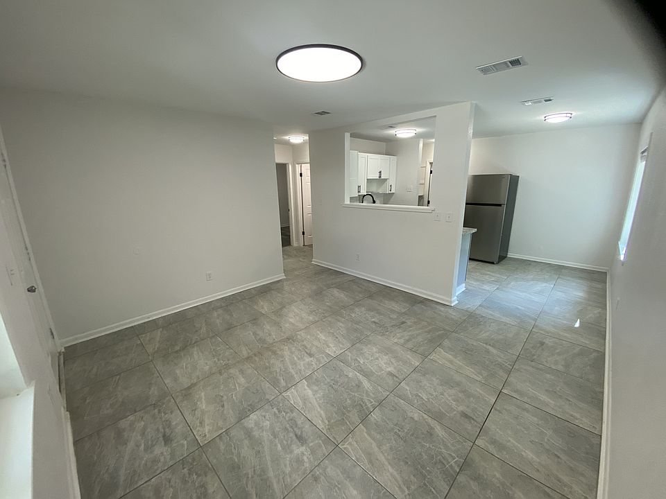 1st image of 6367 Metz Rd