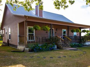 8415 Mach Rd, Oquinn, TX 78945