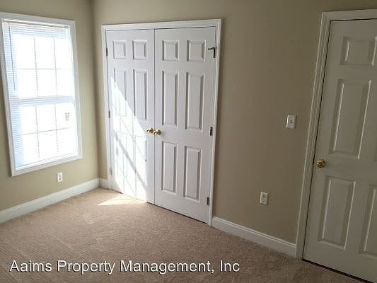 4th image of 410 Cypress Dr