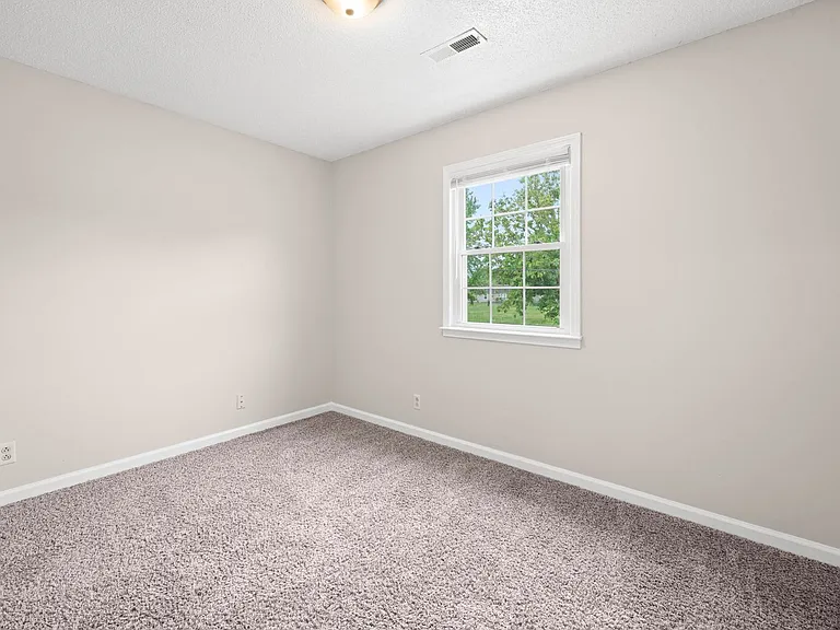 907 Desota Ln — Photo 25