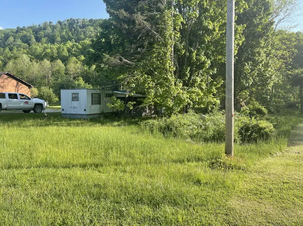 3304 Staunton Parkersburg Tpke, Huttonsville, WV 26273