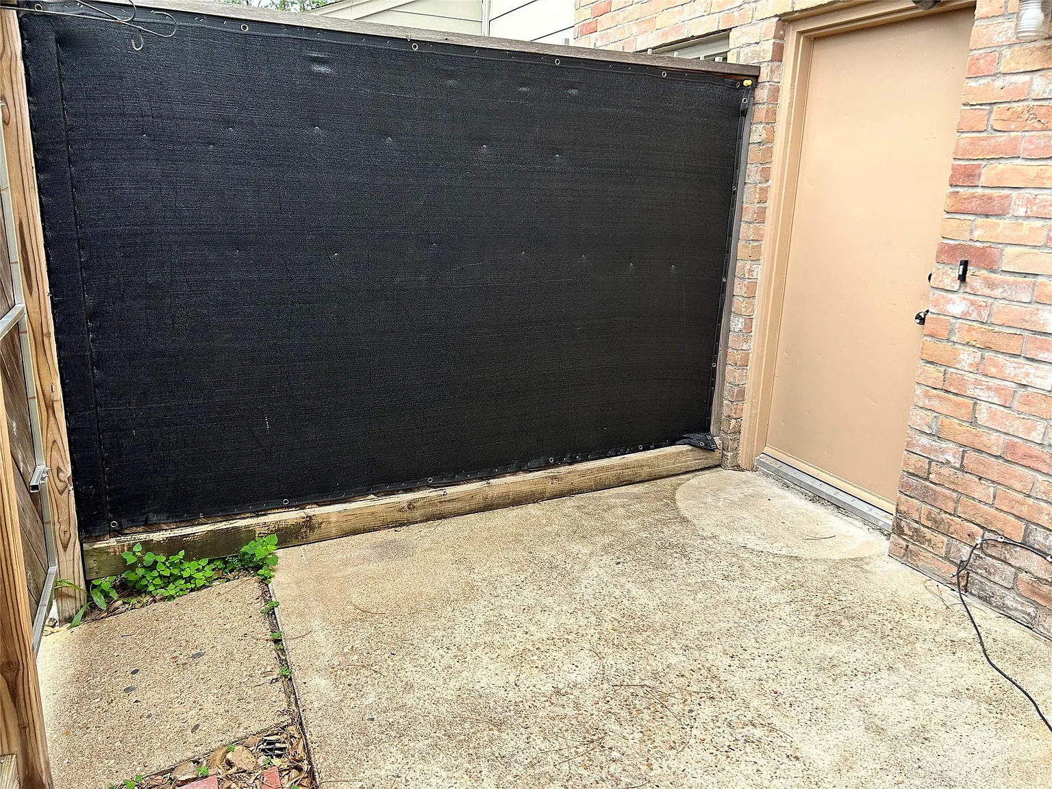 1 bed, 1.5 bath, 810 sqft, $1,200 — Photo 3
