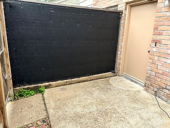 3rd image of 8801 Hammerly Blvd APT 1909